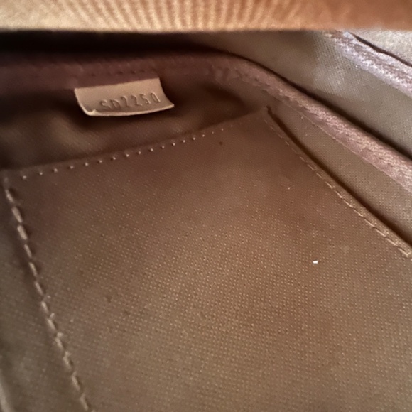 Louis Vuitton Multi Pochette Accessories Monogram Canvas Crossbody Bag - Picture 9 of 16